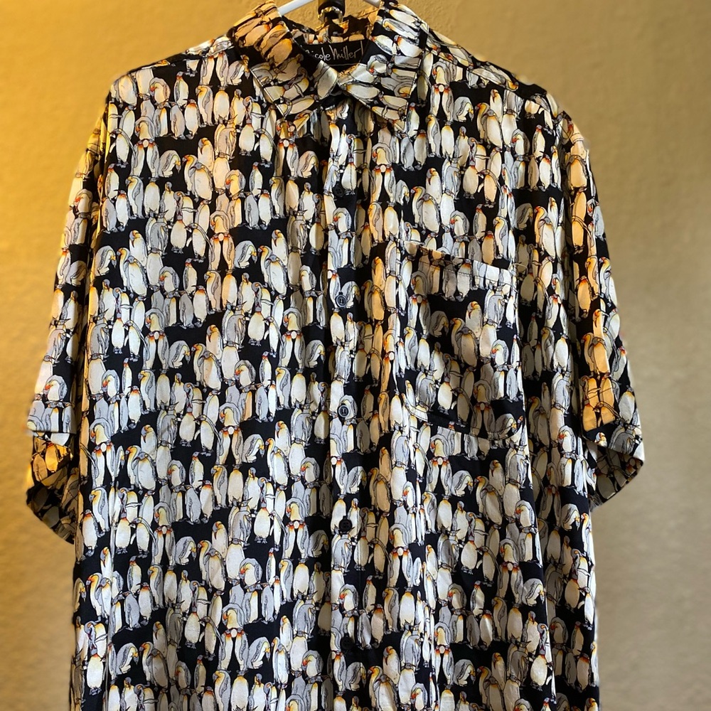 VERY RARE vintage 1994 Nicole Miller penguin print silk button up